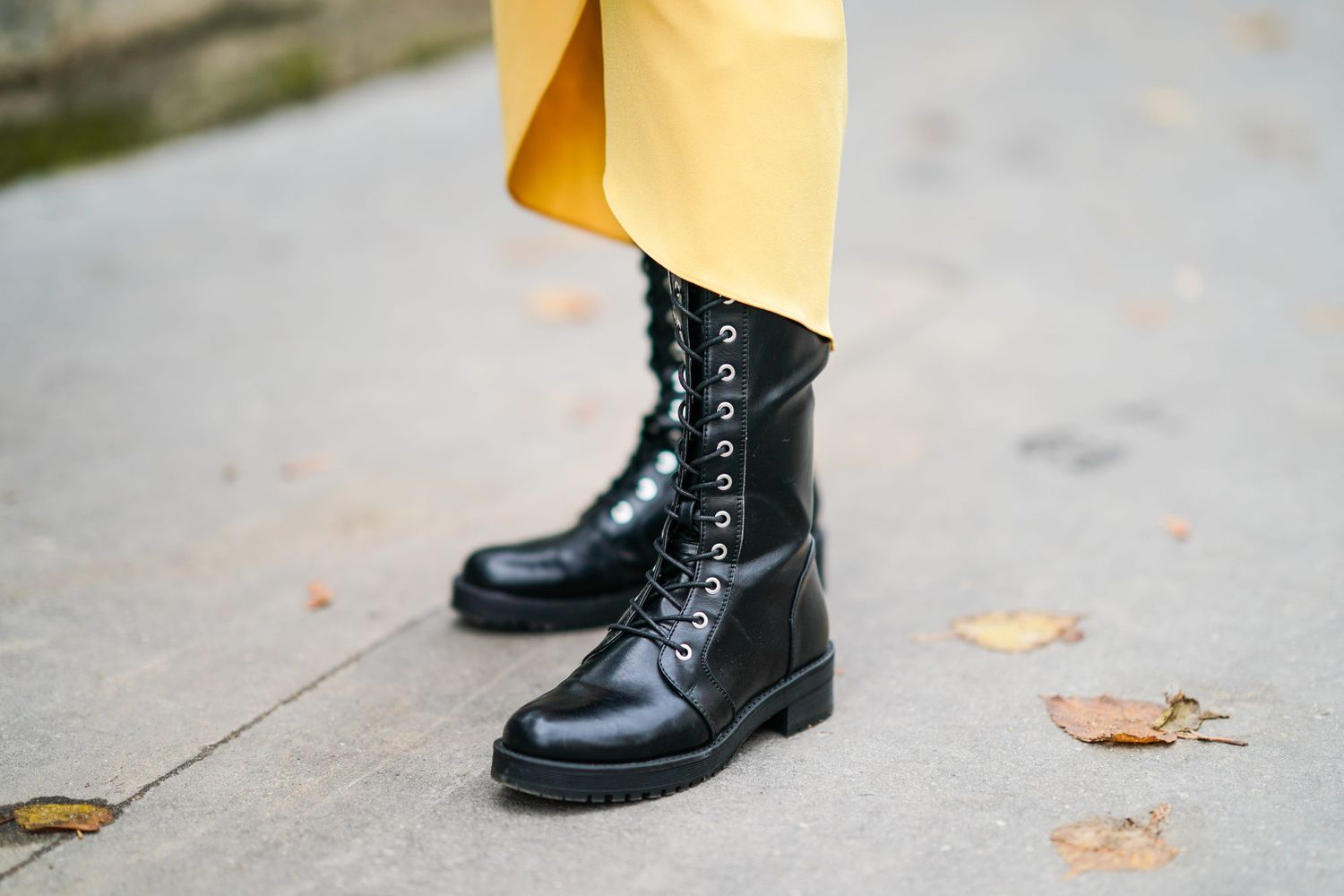 How To Get Boots On With No Zipper