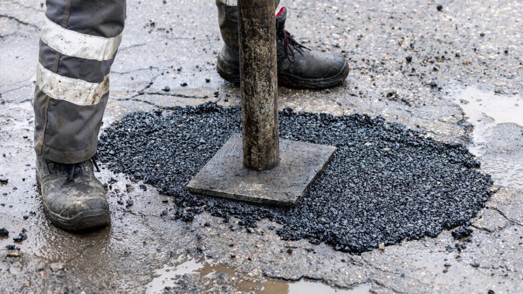 Optimal Materials for Pothole Repair: A Comprehensive Analysis