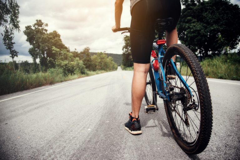 How Long to Cycle 2 Miles? Timing and Tips