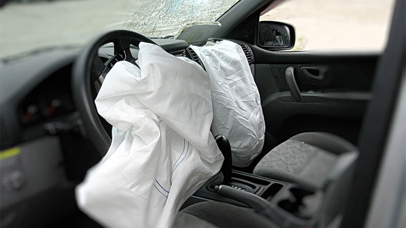 How Much Does It Cost to Replace Airbags UK