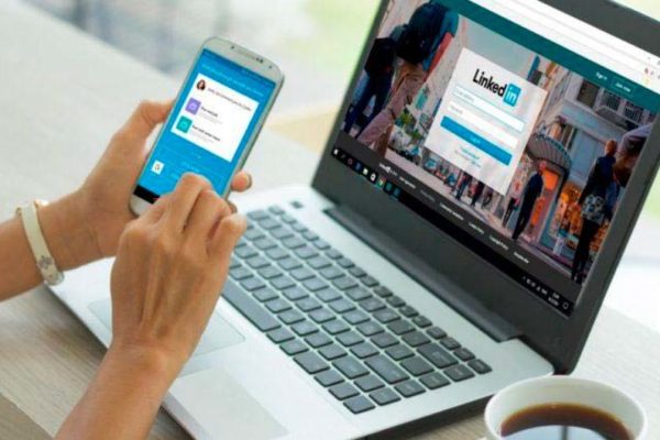How To Download Photos From Linkedin