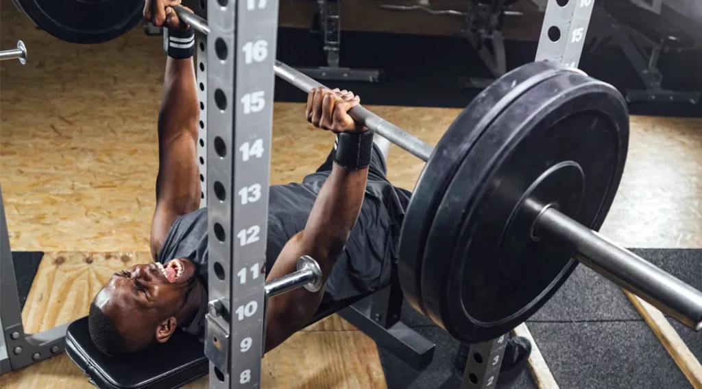What Do Fitness Experts Say About What Makes A Good Bench Press