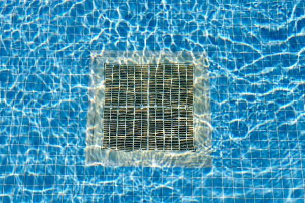 Common swimming pool drainage problems and how to solve them