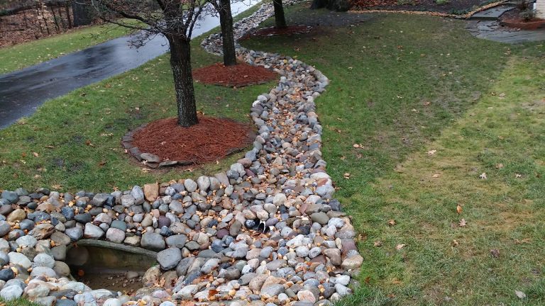 Ways to implement a swale drainage system