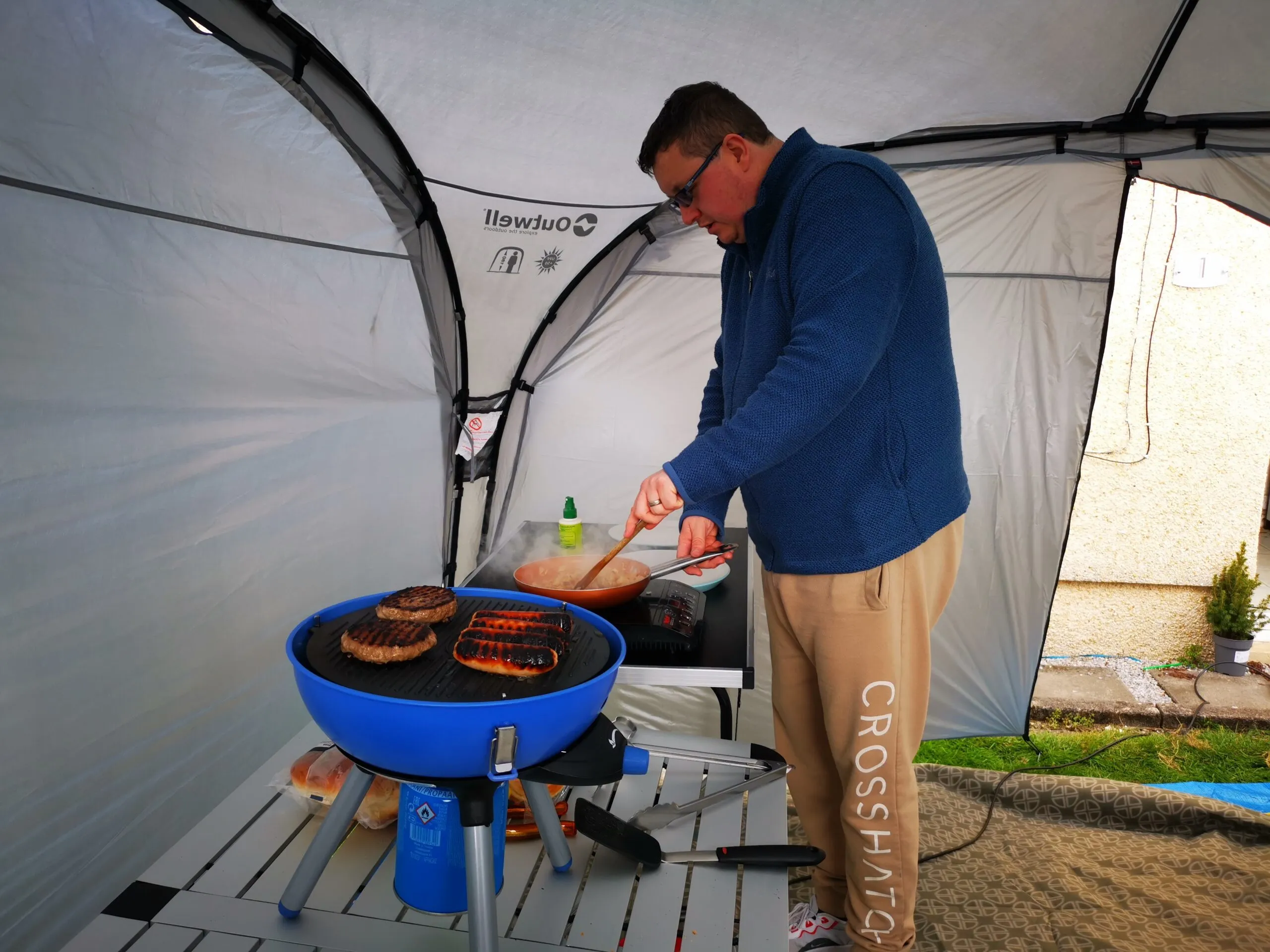 editors review the campingaz party grill 400 cv