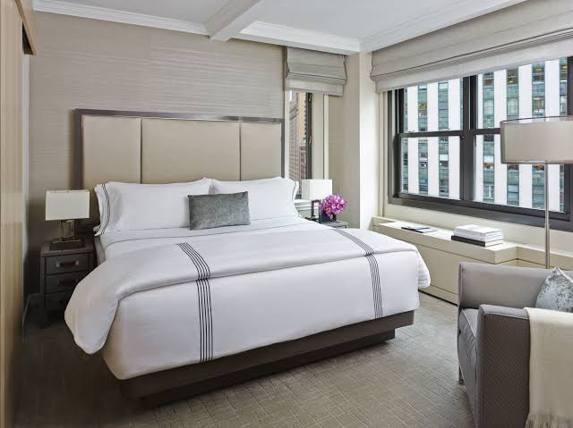 Hotel Bedding: Spoil Your Guests with Premium Linens
