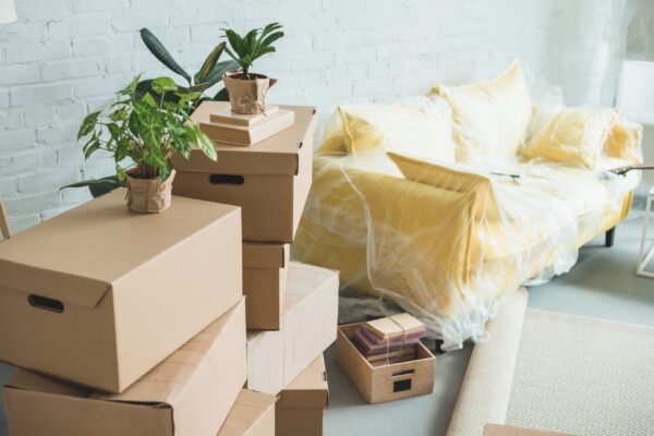 Furniture Moving Checklist: How to Prepare Large Items for Transport
